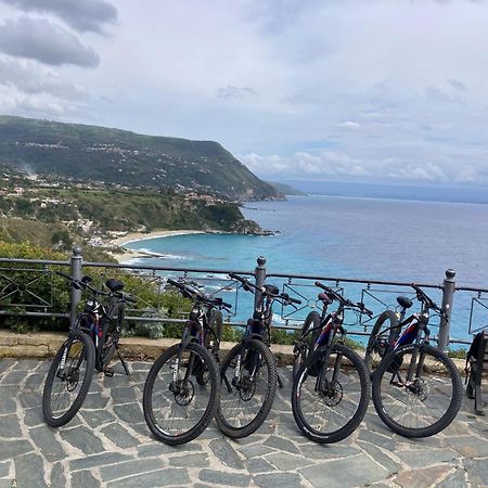 Borgo Carida - Green Family Holidays Zaccanopoli Dış mekan fotoğraf