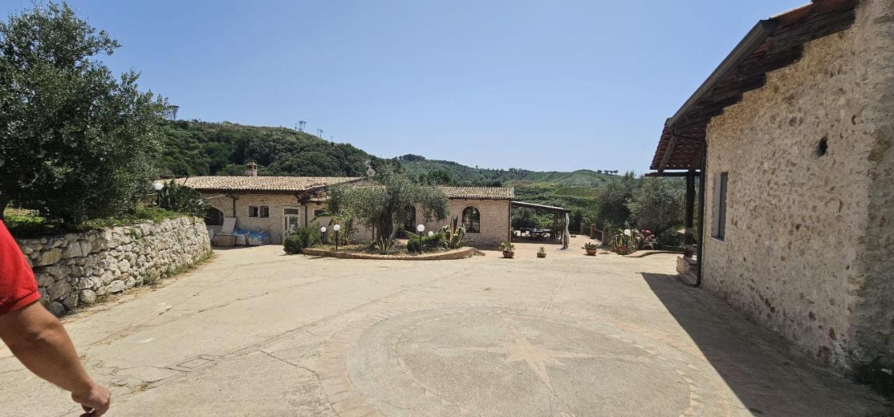 Borgo Carida - Green Family Holidays Zaccanopoli Dış mekan fotoğraf