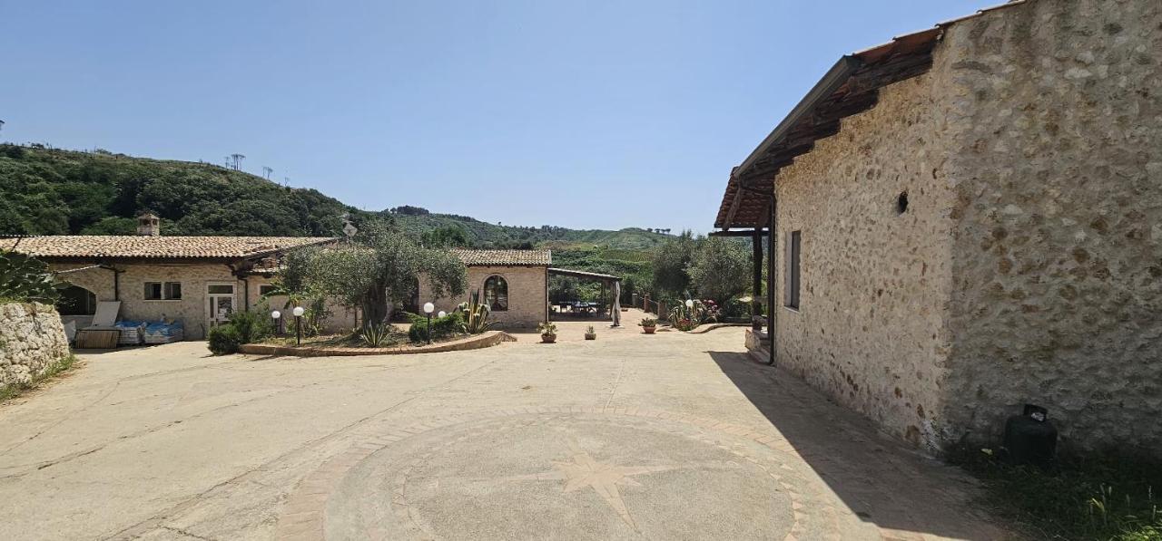 Borgo Carida - Green Family Holidays Zaccanopoli Dış mekan fotoğraf